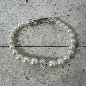 Vintage Swarovski Elegant Wedding White Rhinestone Bracelet